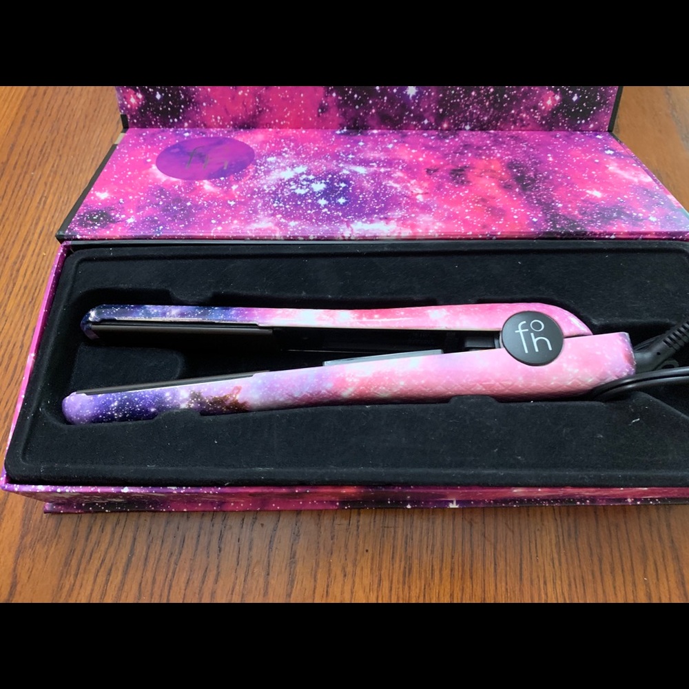 Like New! Fahrenheit Celestial Flat Iron